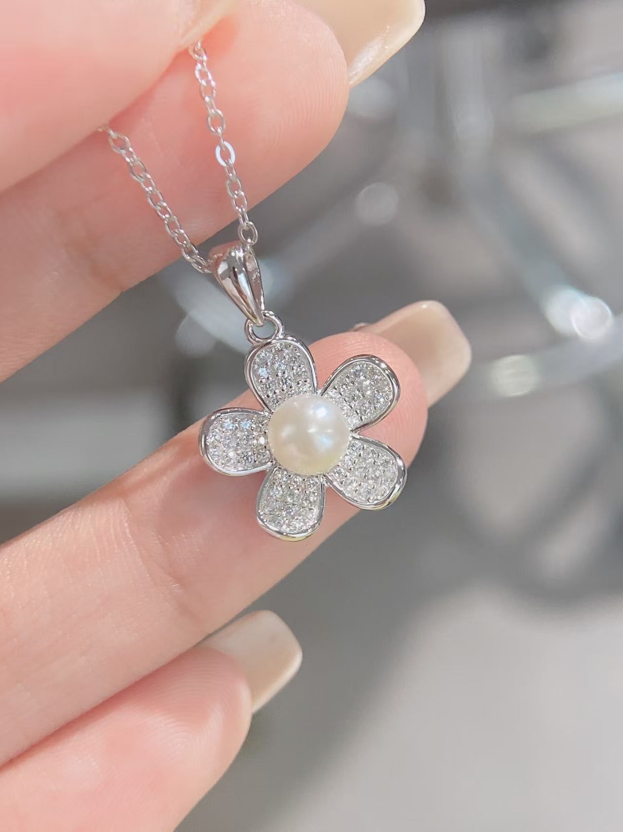 S925 Silver Petal Freshwater Pearl Pendant